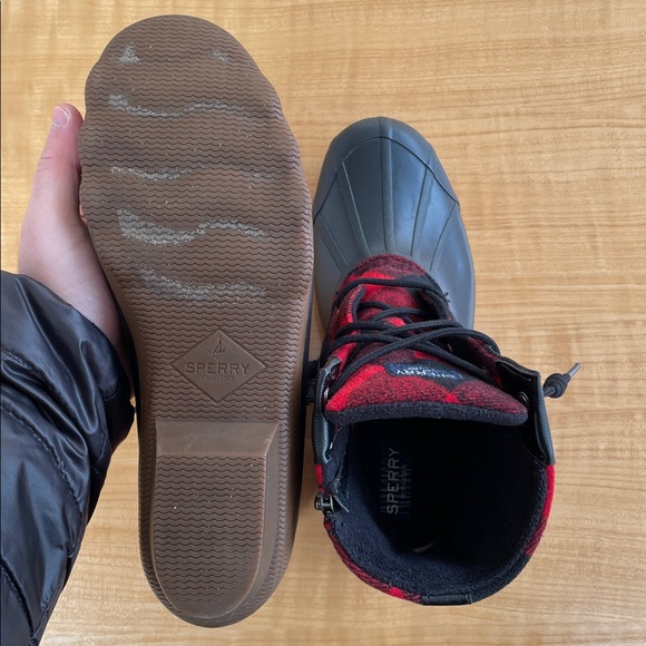 Sperry Syren Red Check Buffalo Plaid Flannel Womens Duck Boots Size 10 - Picture 6 of 12